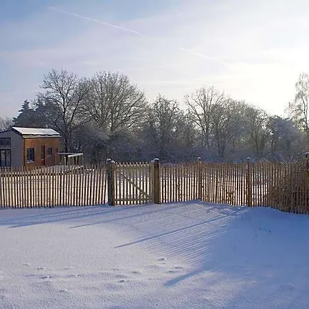 Hotel Tiny House Les Jours Heureux Sejour Nature Pres De Dinant Et Des Lacs De L Eau D Heure