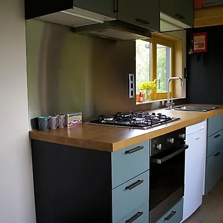 Tiny House Les Jours Heureux Sejour Nature Pres De Dinant Et Des Lacs De L Eau D Heure Hotel Philippeville