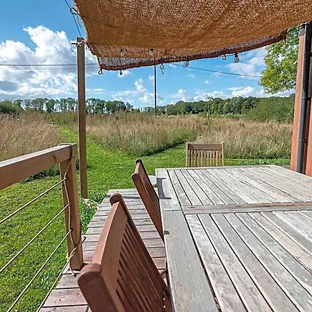 Hotel Tiny House Les Jours Heureux Sejour Nature Pres De Dinant Et Des Lacs De L Eau D Heure Philippeville